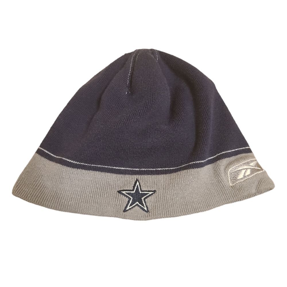 Reebok Authentic Sideline Dallas Cowboys One Size Fits All Beanie Silver Blue